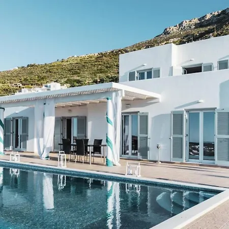 Quality Brand Villas: Luxurious 6br Monaco With Infinity Pool In Parikia (Paros)