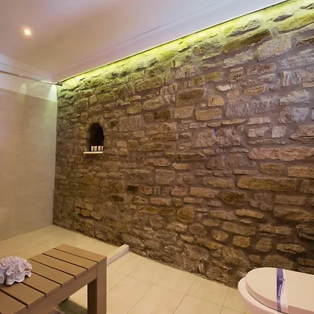 Quality Brand Villas: Luxurious 6br Monaco With Infinity Pool In Parikia (Paros)